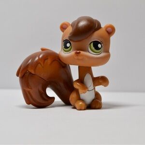 Littlest Pet Shop Authentic # 195 Brown Squirrel Skunk Green Eyes